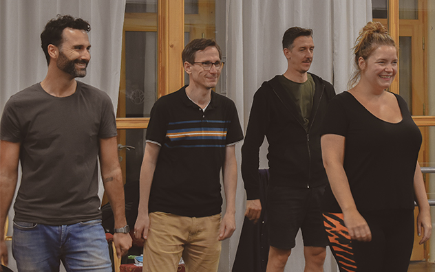 Repetitiefoto Come From Away 